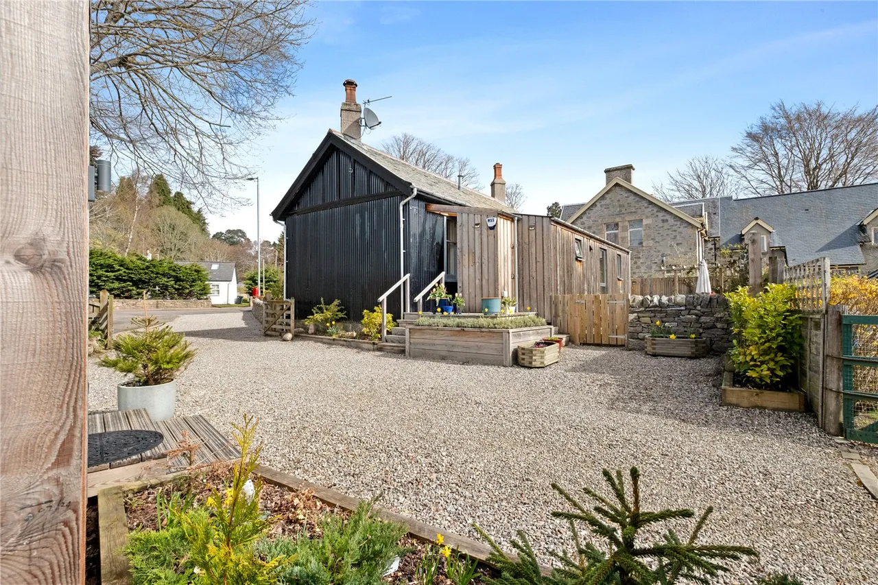 Kildrummie, Newtonmore Road, Kingussie, Highland, PH21 1HF, photo 28