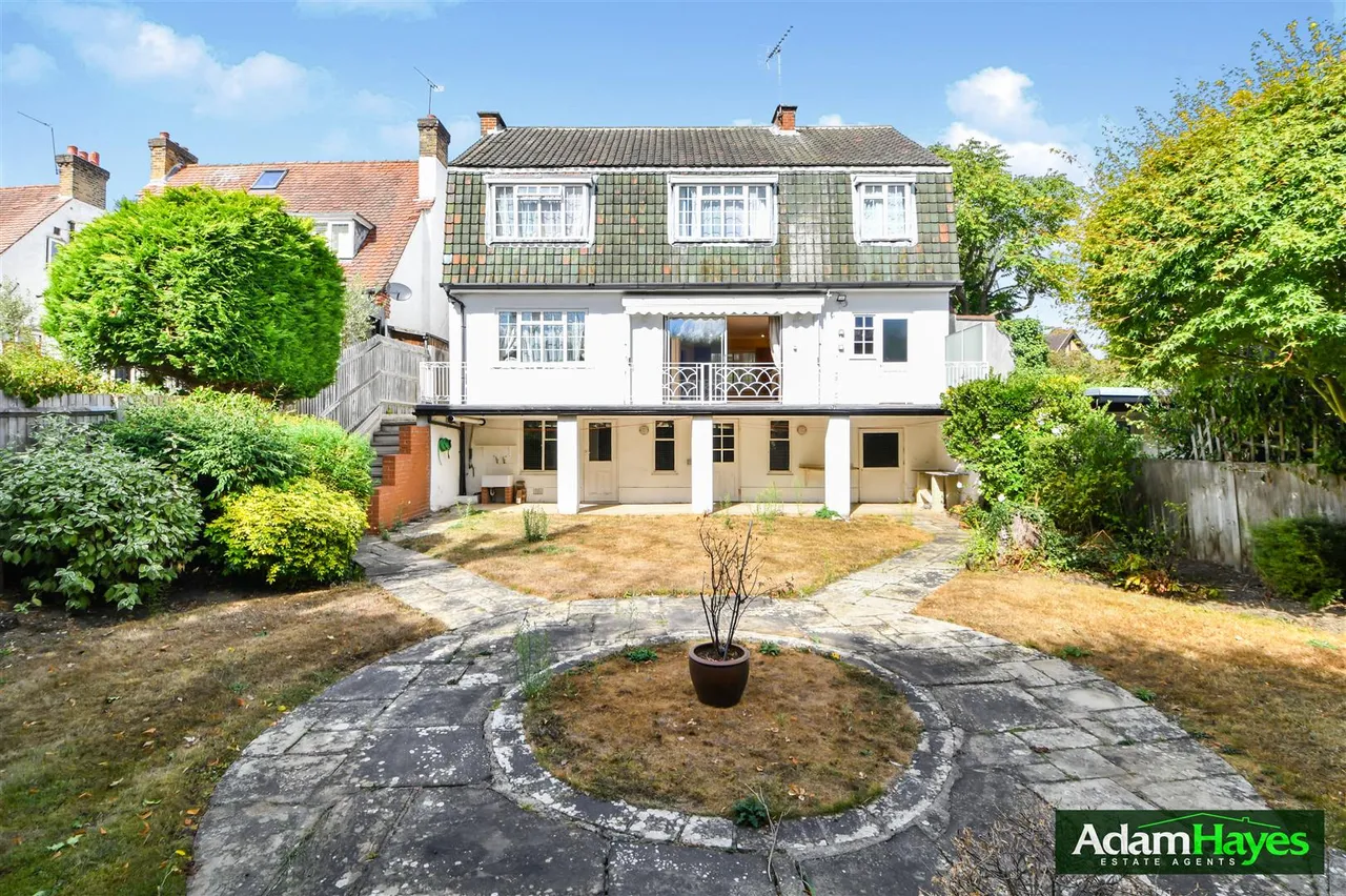 Valley Avenue, North Finchley, photo 5