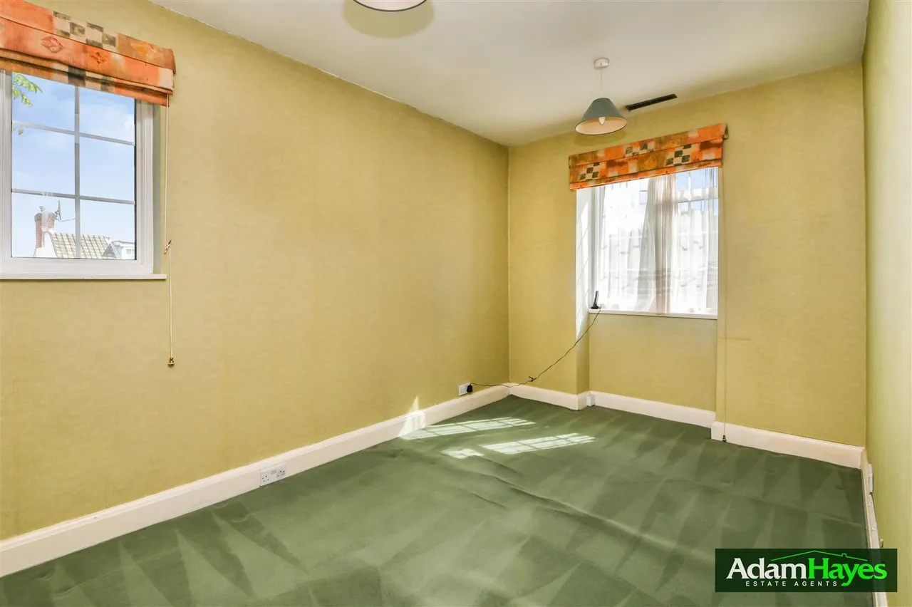Valley Avenue, North Finchley, photo 9