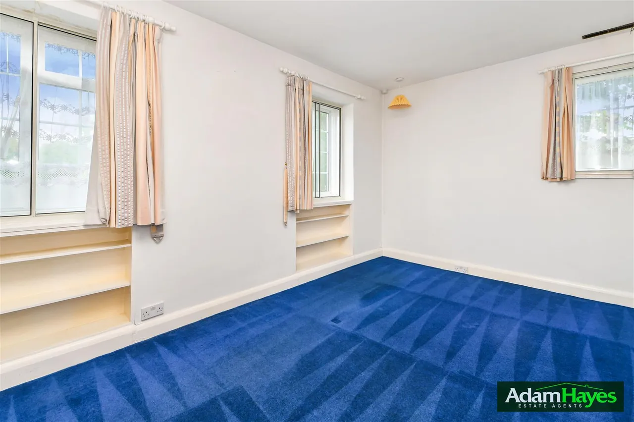 Valley Avenue, North Finchley, photo 10