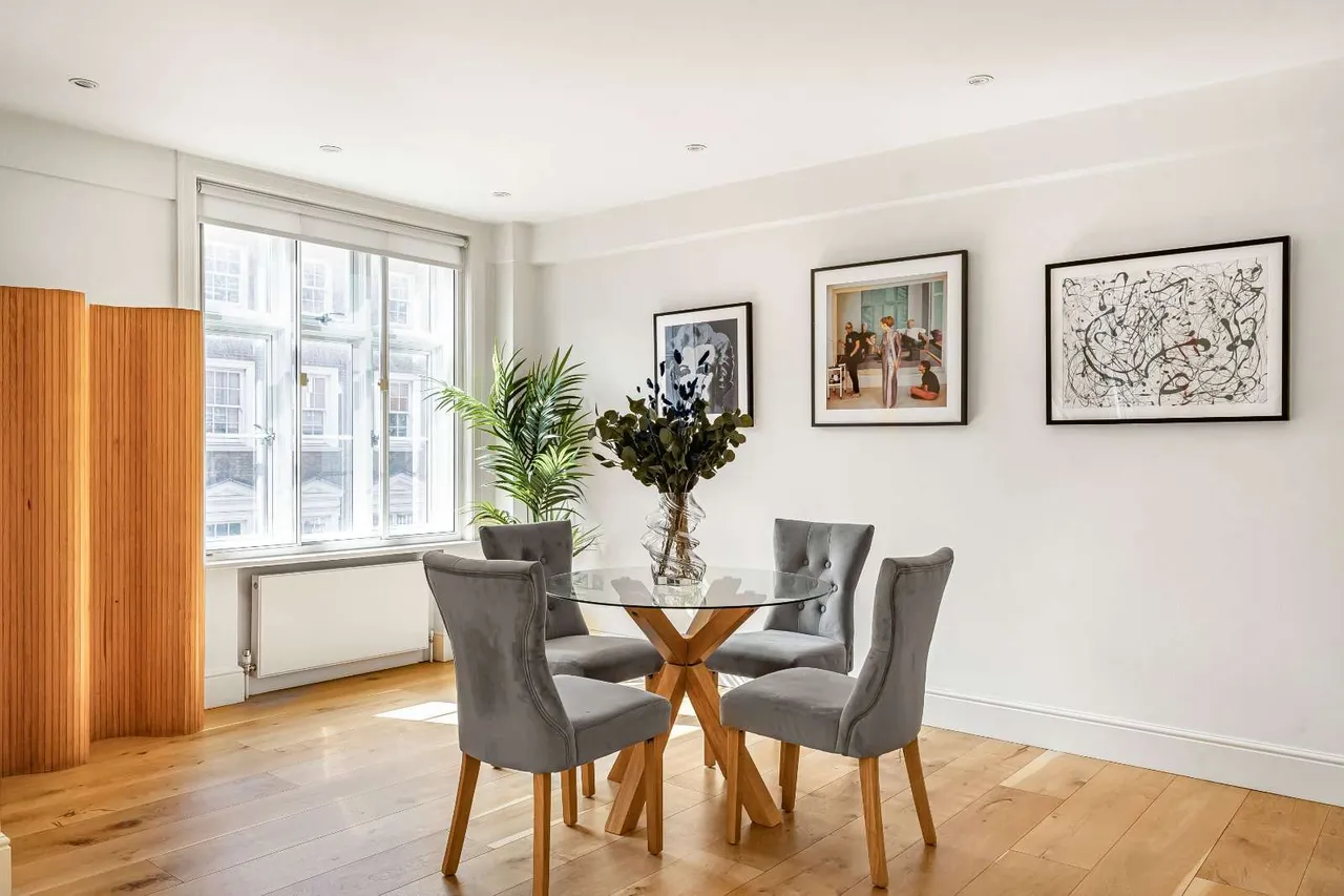 Chesterfield Gardens, London, W1K, photo 6