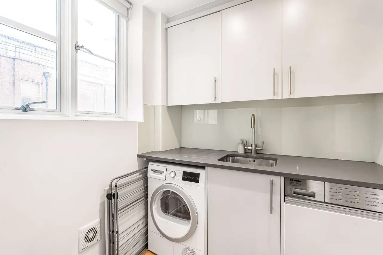 Chesterfield Gardens, London, W1K, photo 16