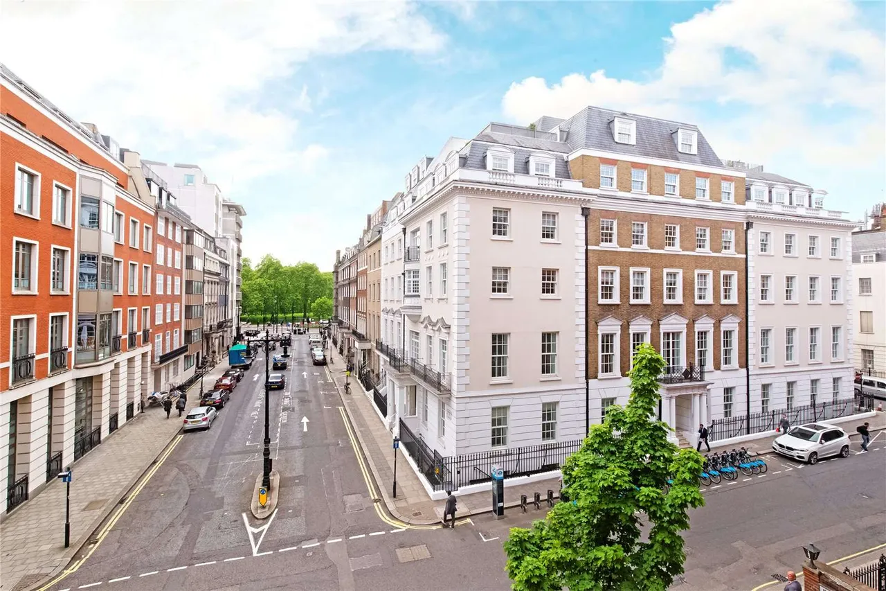 Chesterfield Gardens, London, W1K, photo 21