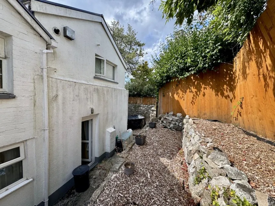 High Street, Cefn Coed, CF48, photo 15