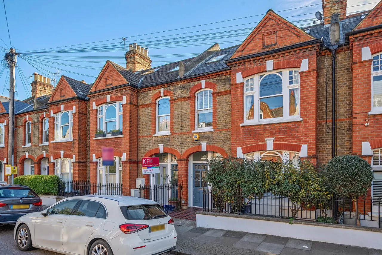 4 bed flat for sale, Felsham Road, Putney, SW15