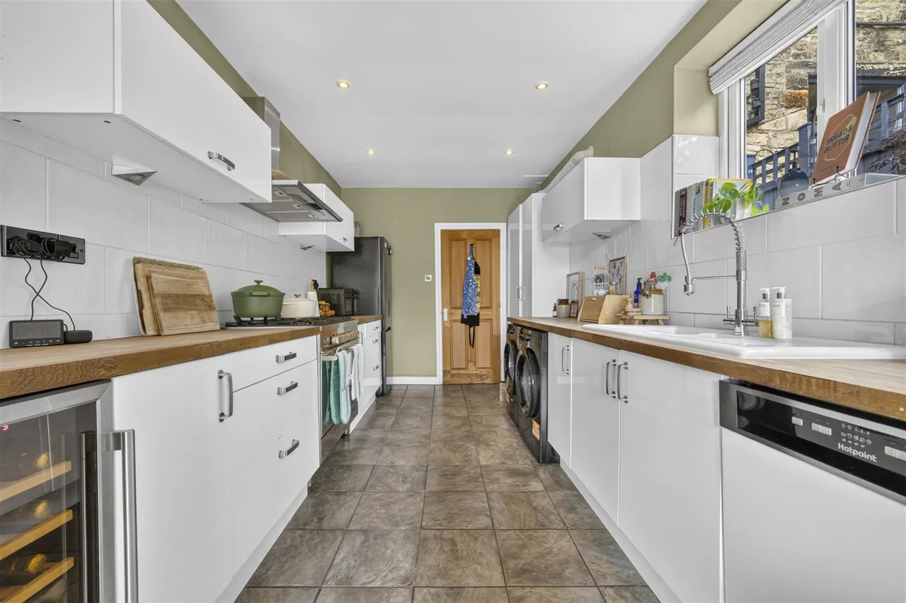 Peel Brow, Ramsbottom, Bury, BL0 0AX, photo 12