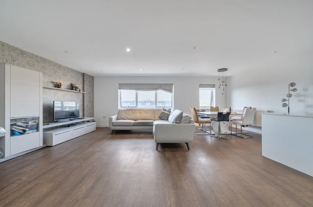 Stanmore, HA7, photo 2