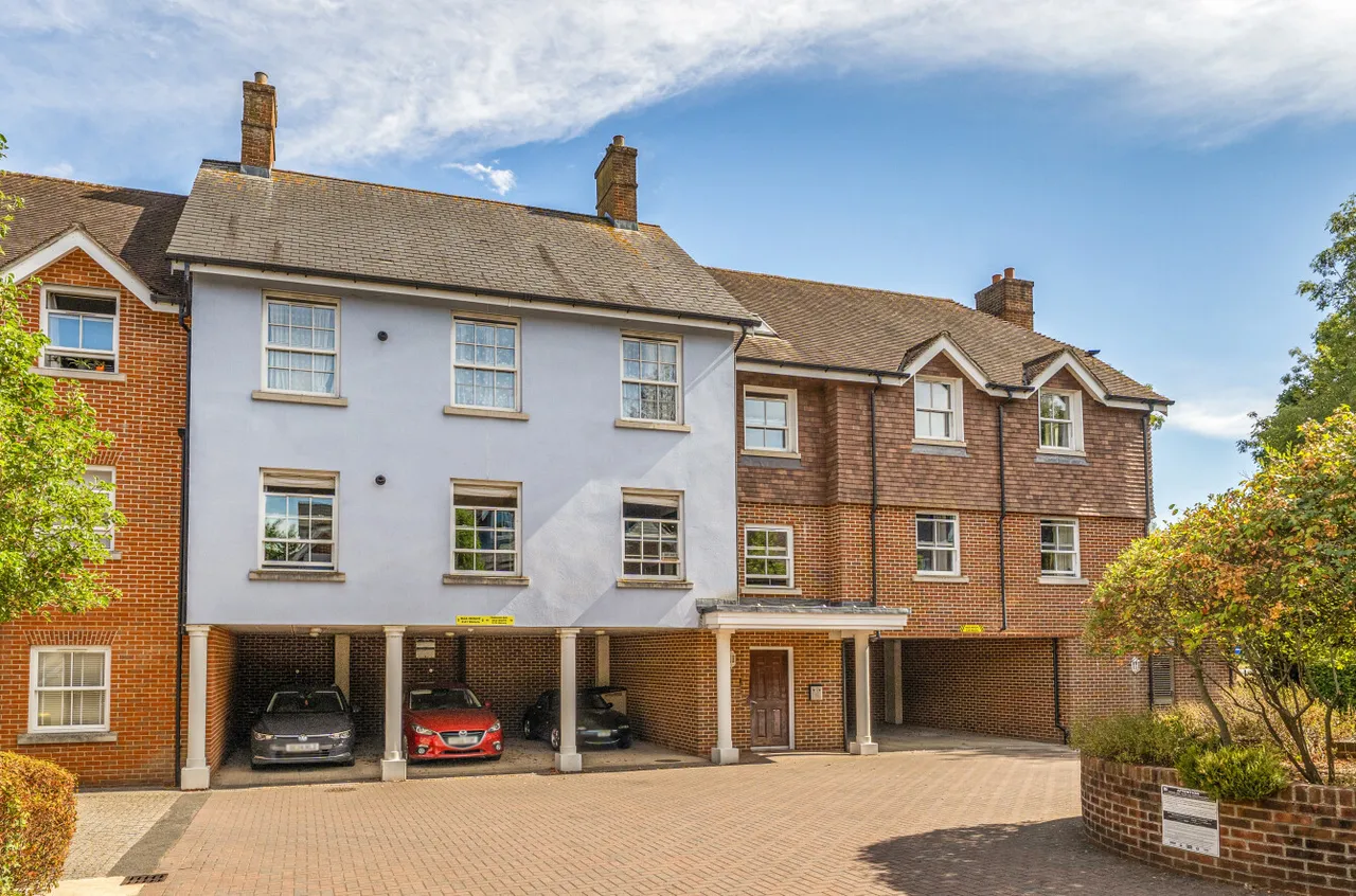 2 bed flat for sale, Elim Close, Bishops Waltham, SO32