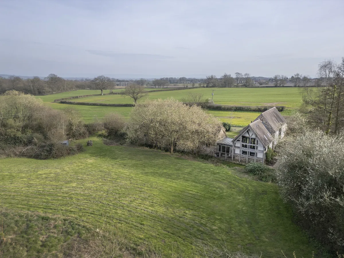 Newent Lane, Huntley, GL19, photo 2