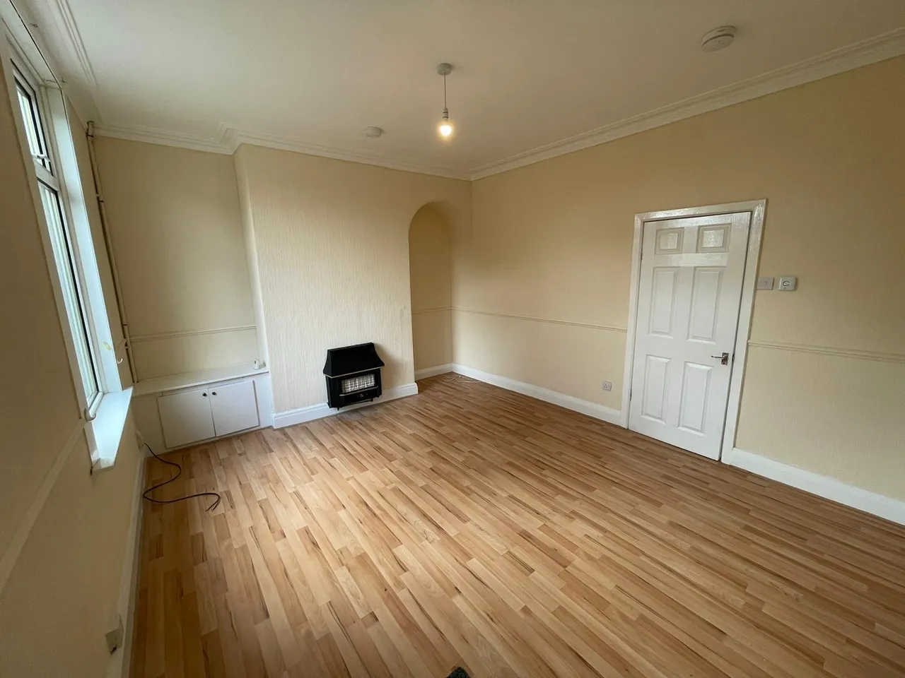 Aire Terrace, WF10, photo 2