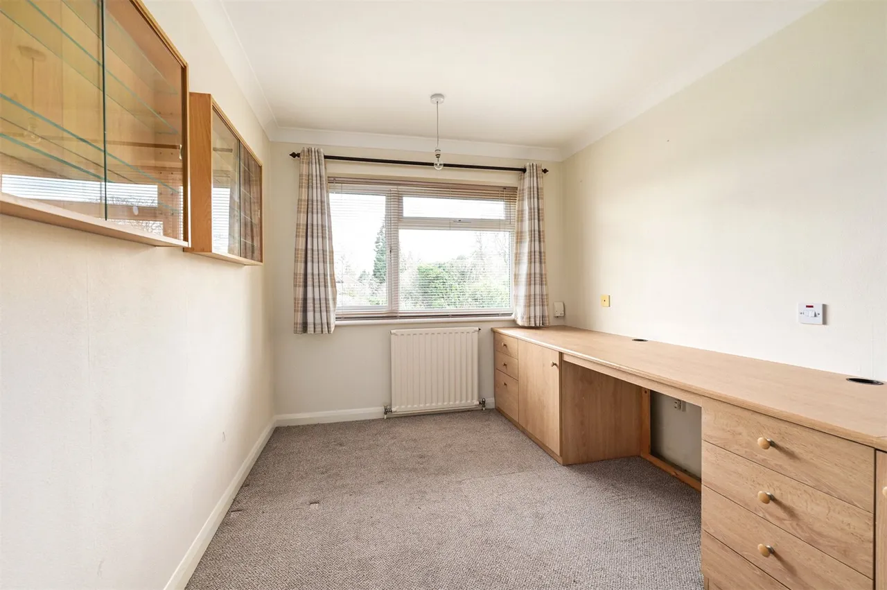 Firacre Road, Ash Vale, Guildford, Surrey, GU12 5JT, photo 9