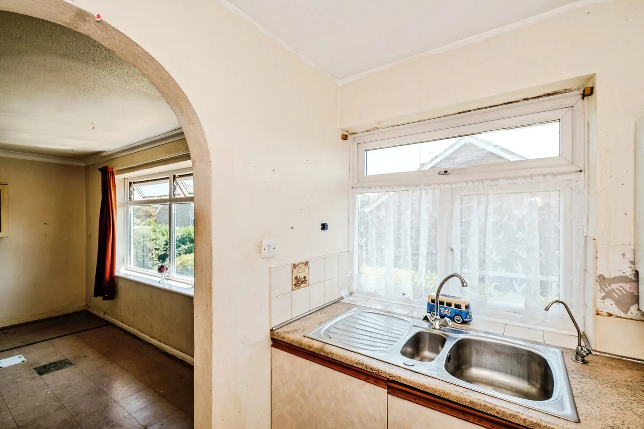 Highdown Avenue, Worthing, BN13, photo 11