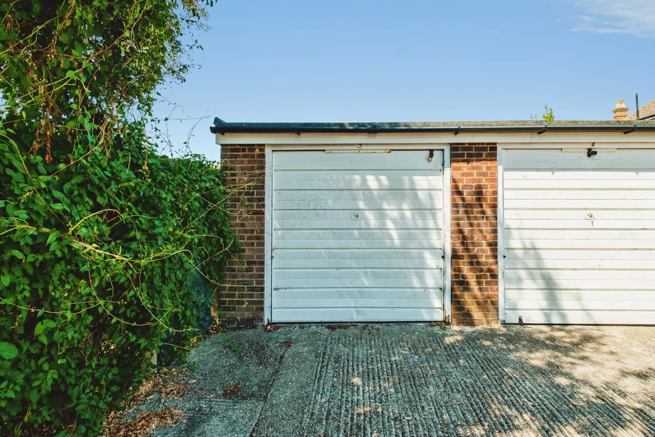 Highdown Avenue, Worthing, BN13, photo 16