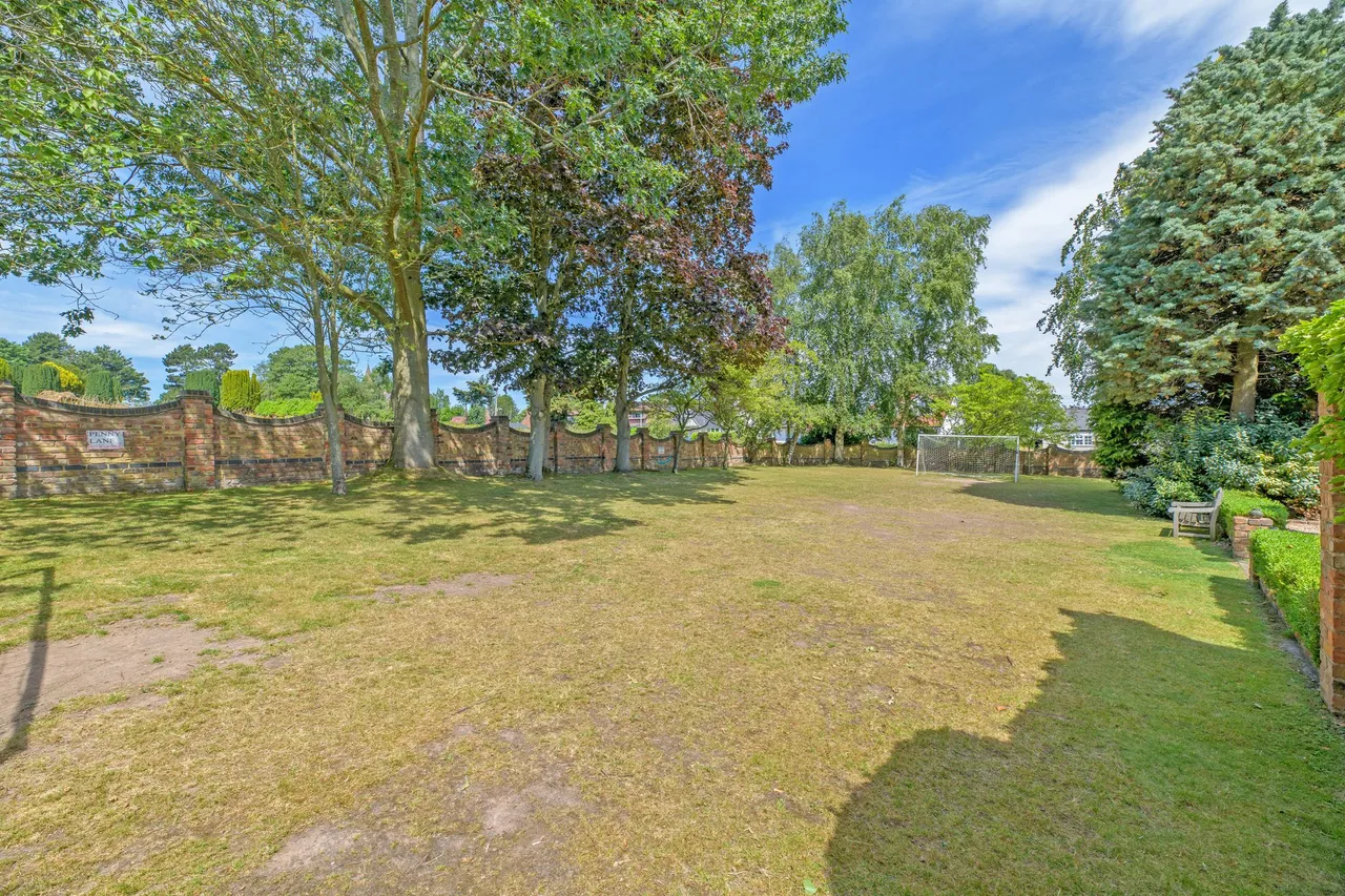 Kingsley, Frodsham, photo 4