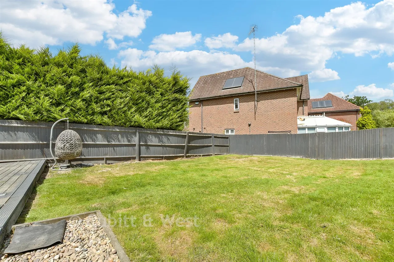 Copthorne Road, Felbridge, RH19, photo 18