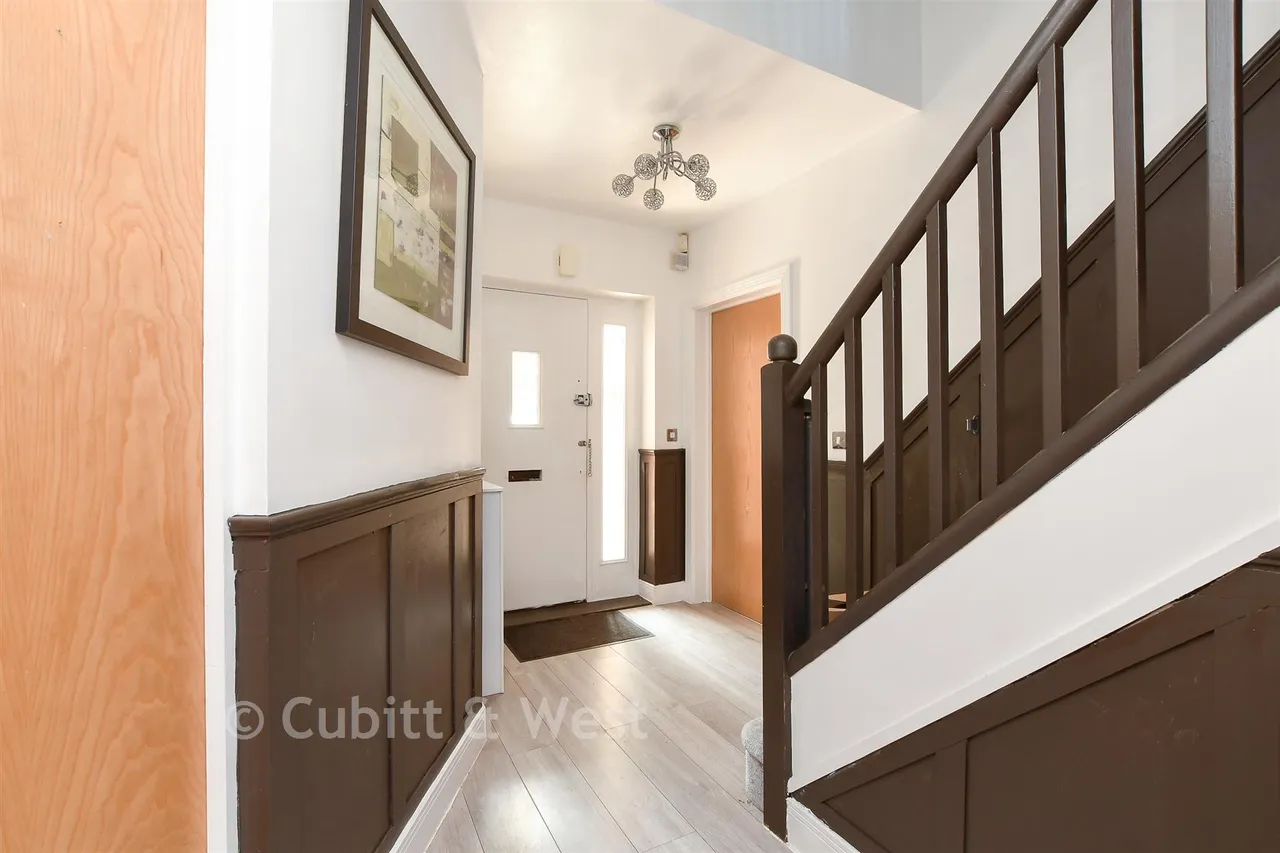 Copthorne Road, Felbridge, RH19, photo 8