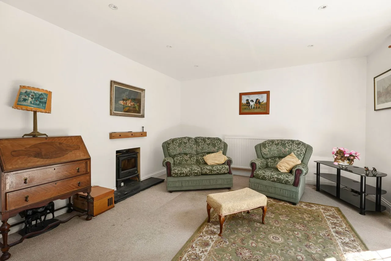 Main Street, Ashby St. Ledgers, CV23, photo 10