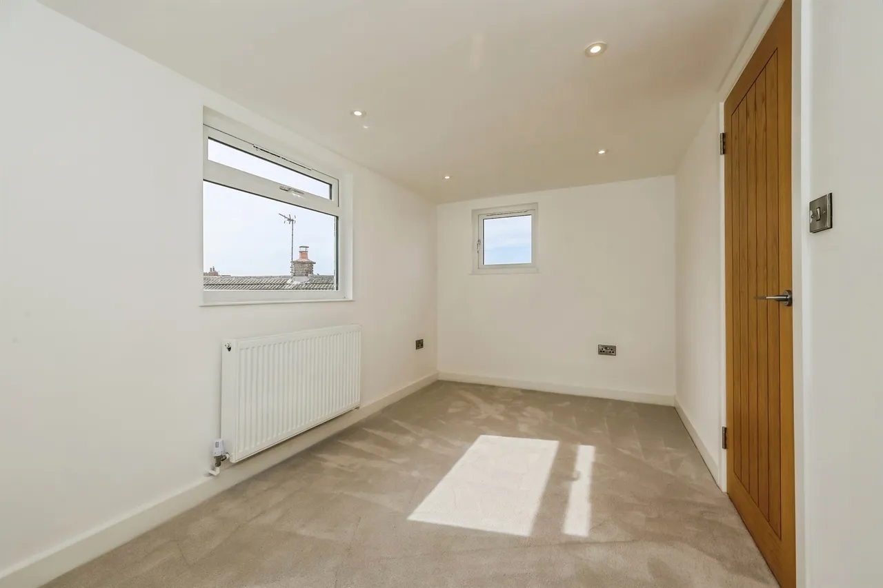 Norman Drive, Eastwood, NG16, photo 11