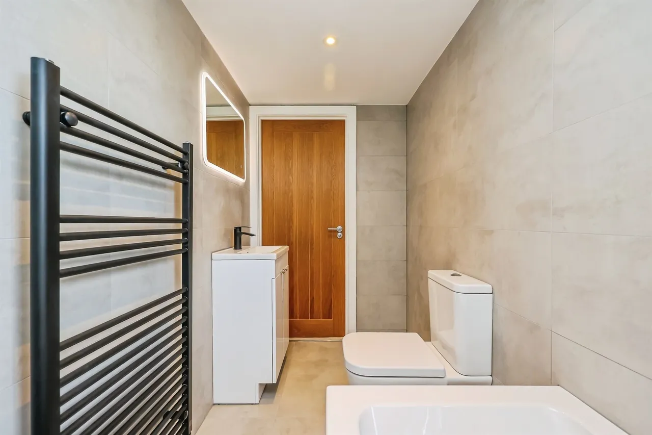 Norman Drive, Eastwood, NG16, photo 13