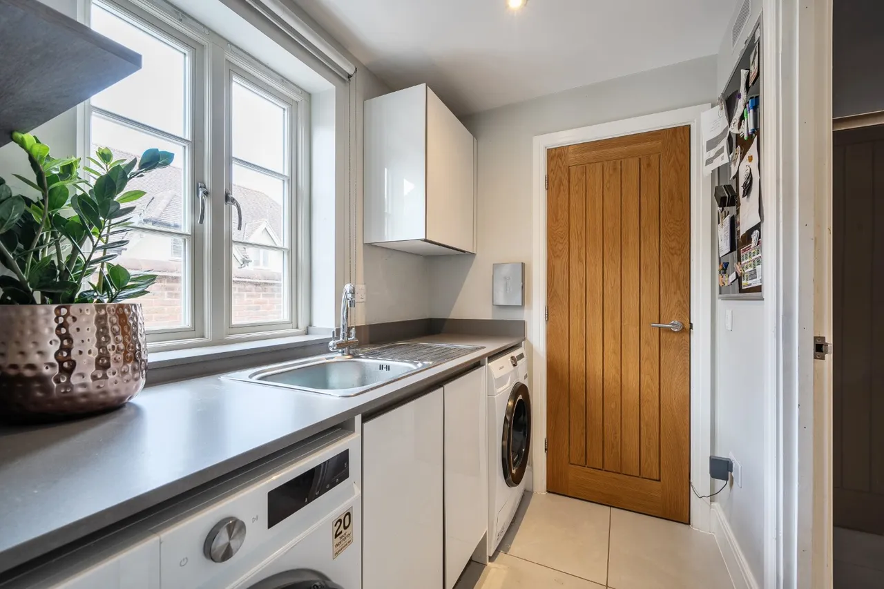 Freemans Yard Lane, Cheriton, SO24, photo 25