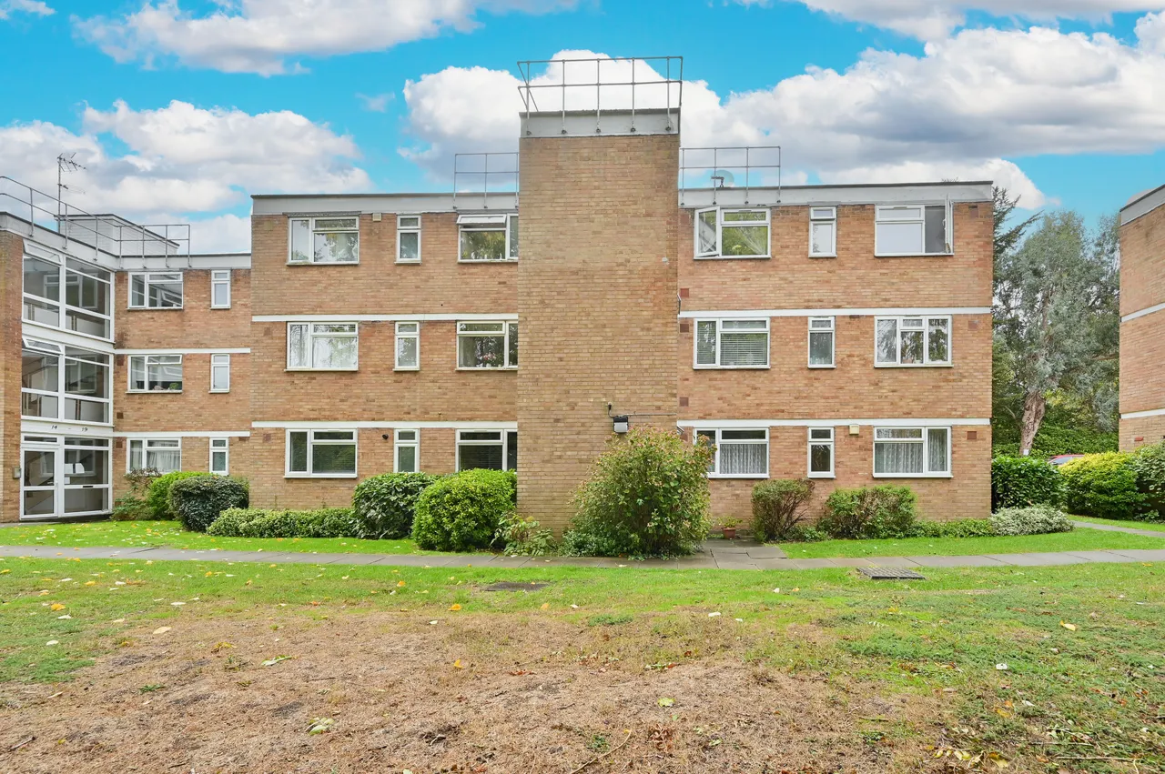 Borehamwood, WD6, photo 11