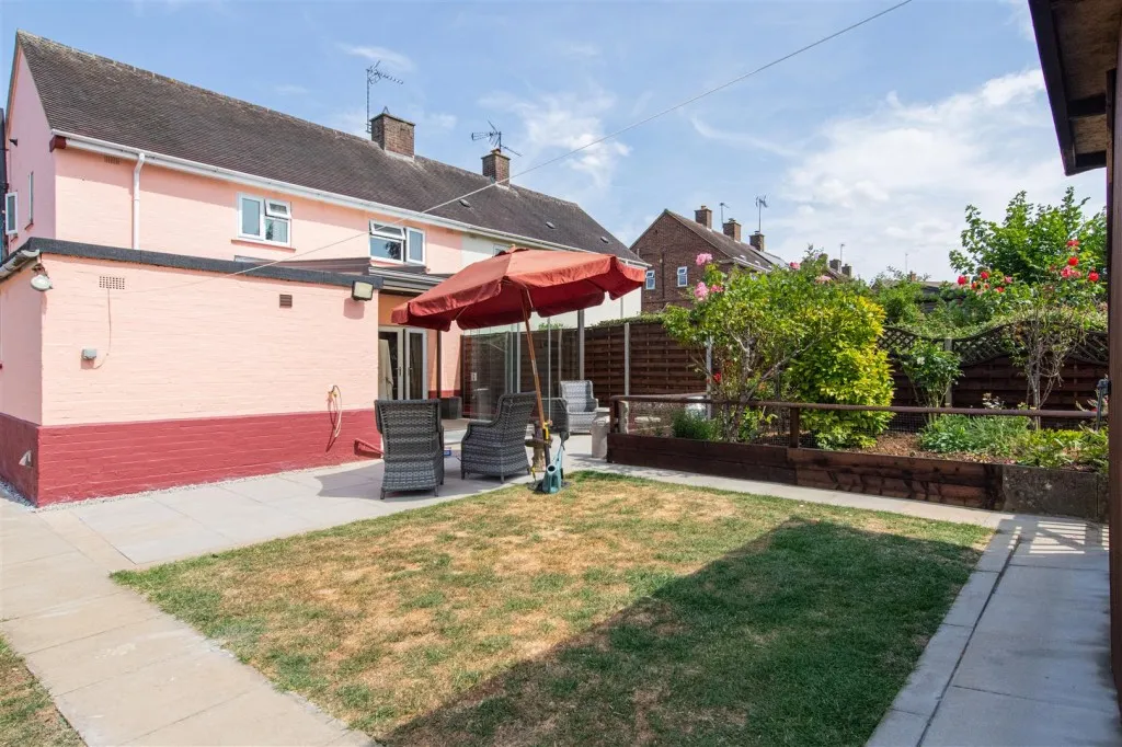 Orlingbury Road, Little Harrowden, photo 13