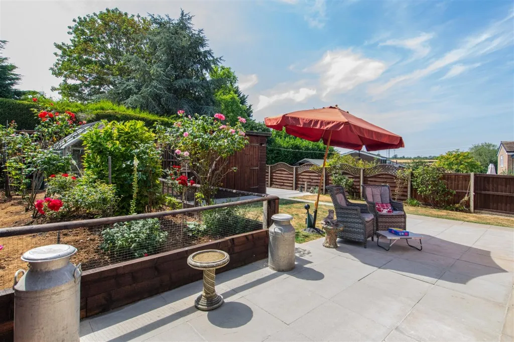 Orlingbury Road, Little Harrowden, photo 2