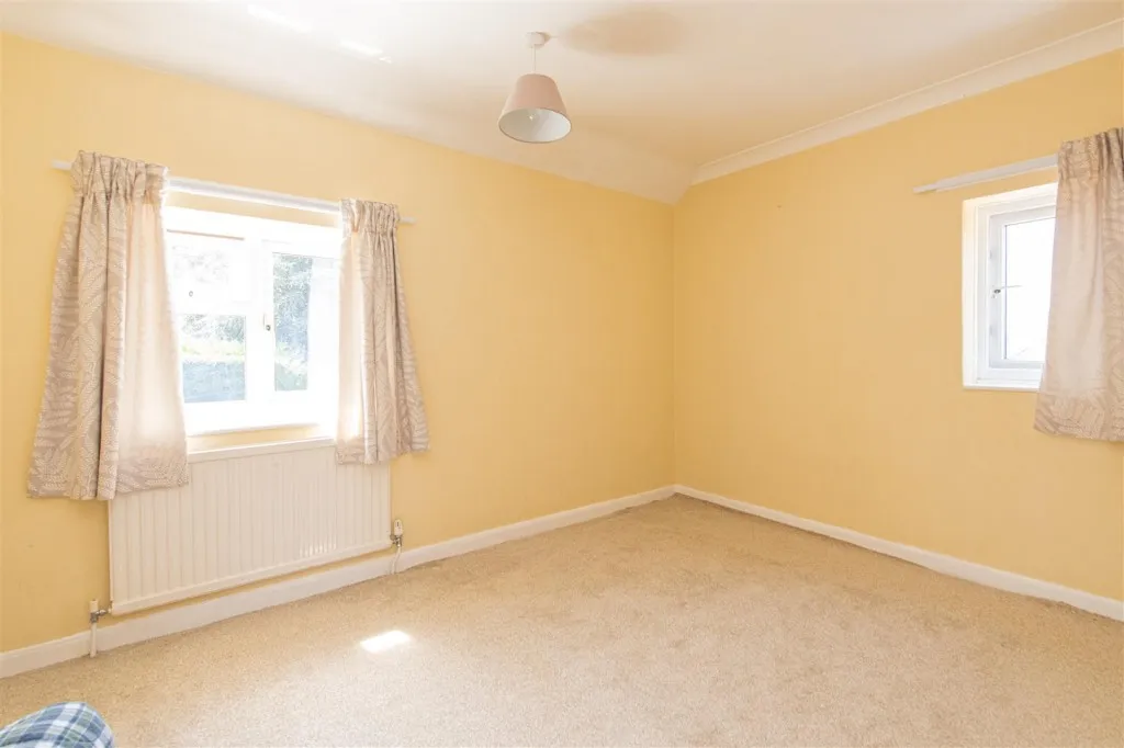 Orlingbury Road, Little Harrowden, photo 10