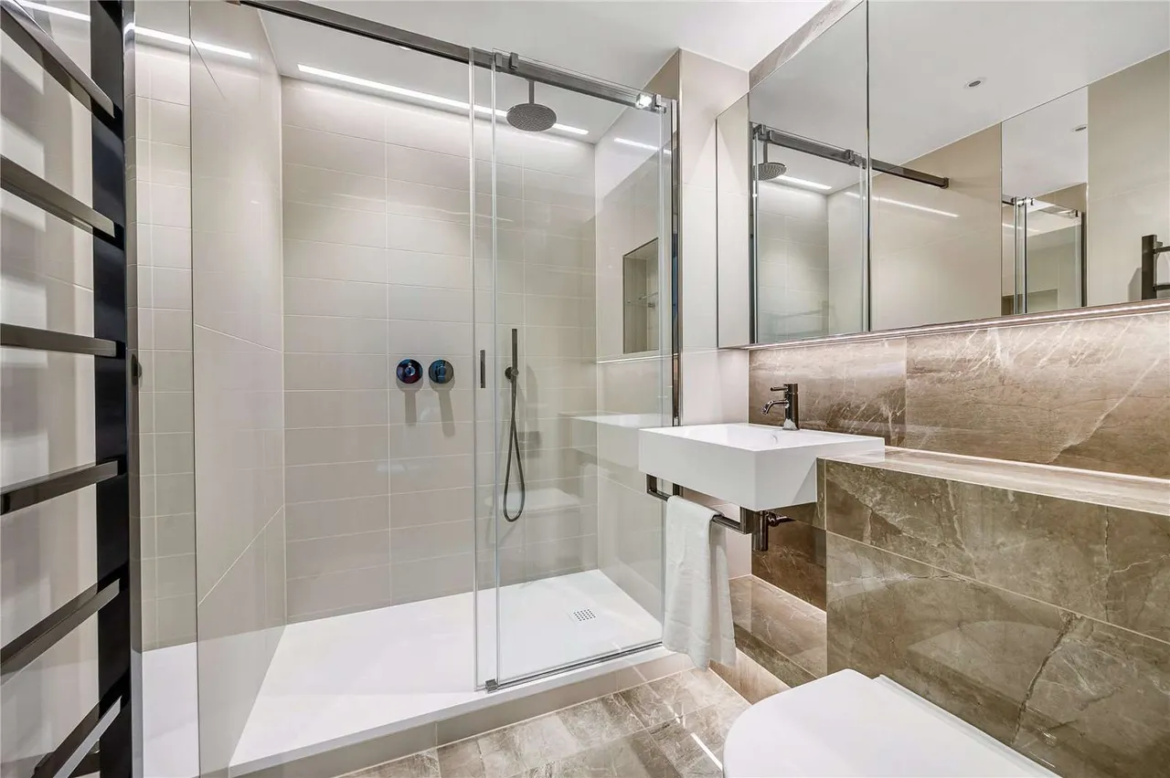 Cascade Way, White City, W12, photo 14