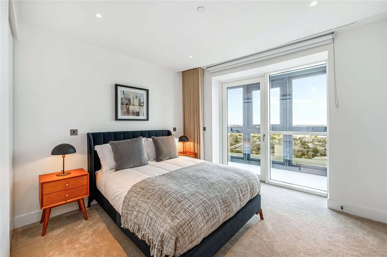 Cascade Way, White City, W12, photo 8