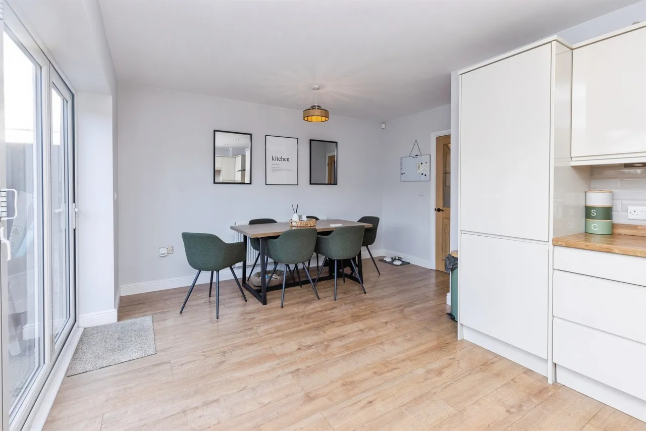 Green Lane, Wyke, Bradford, photo 6