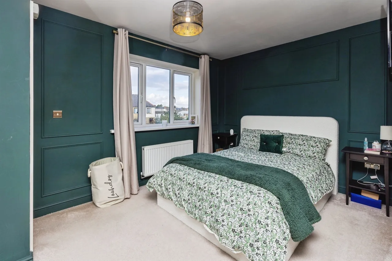 Green Lane, Wyke, Bradford, photo 9