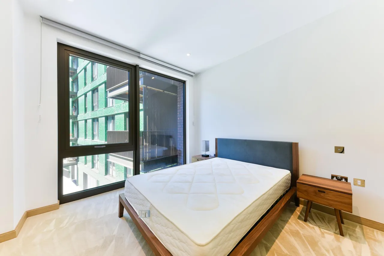 Embassy Gardens, Nine Elms, SW11, photo 5