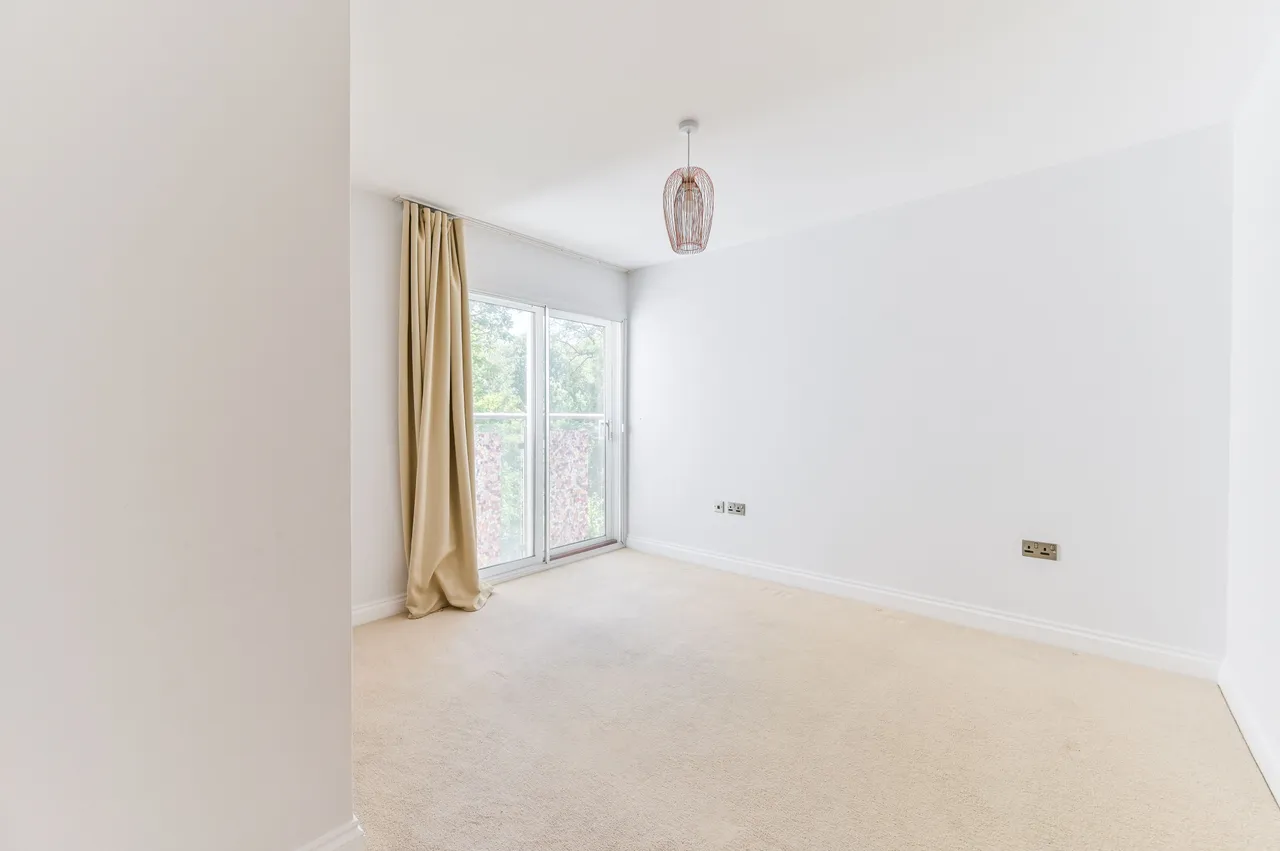 Flat 8, Ashton Court, 94 Chatsworth Road, Croydon, photo 11