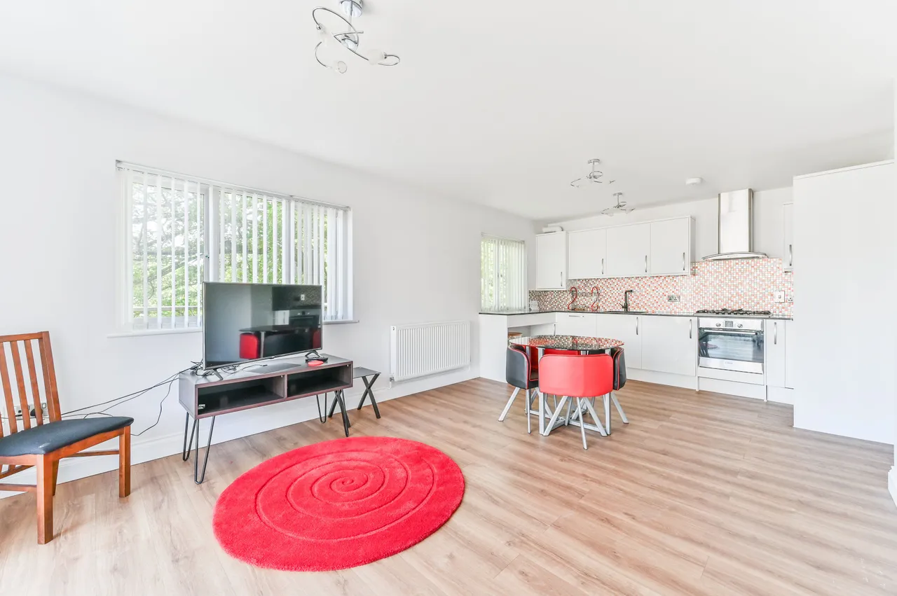 Flat 8, Ashton Court, 94 Chatsworth Road, Croydon, photo 4