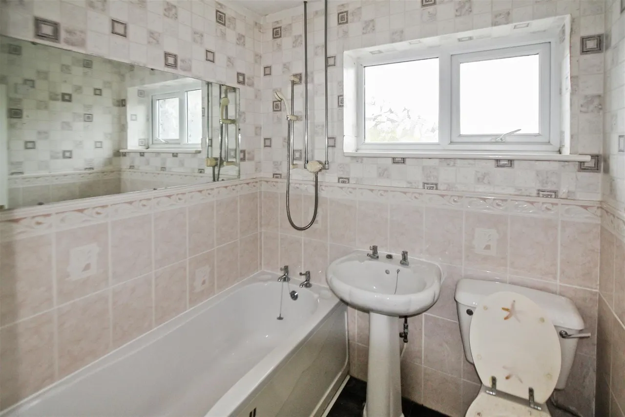 Marble Church Grove, Bodelwyddan, Rhyl, Denbighshire, LL18 5UP, photo 9