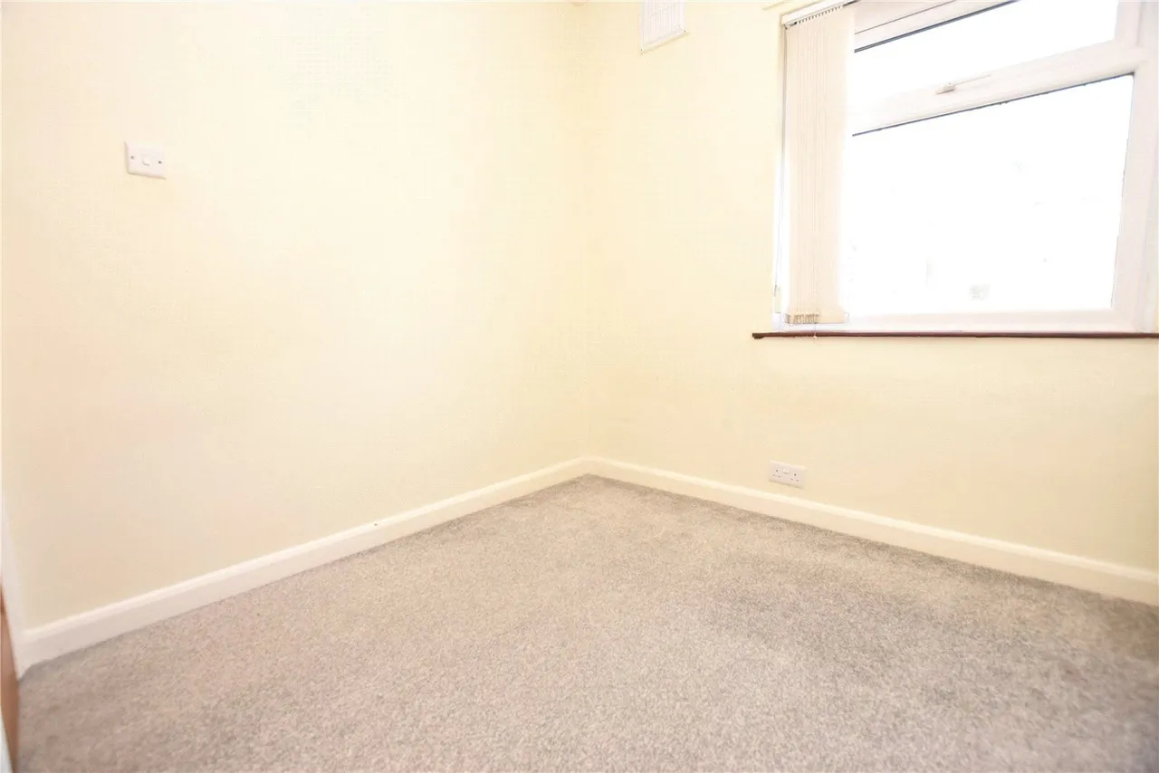 Burley Road, Leeds, LS4, photo 6