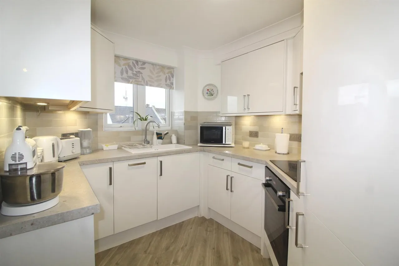Leicester Road, Barnet EN5 5FL, photo 4
