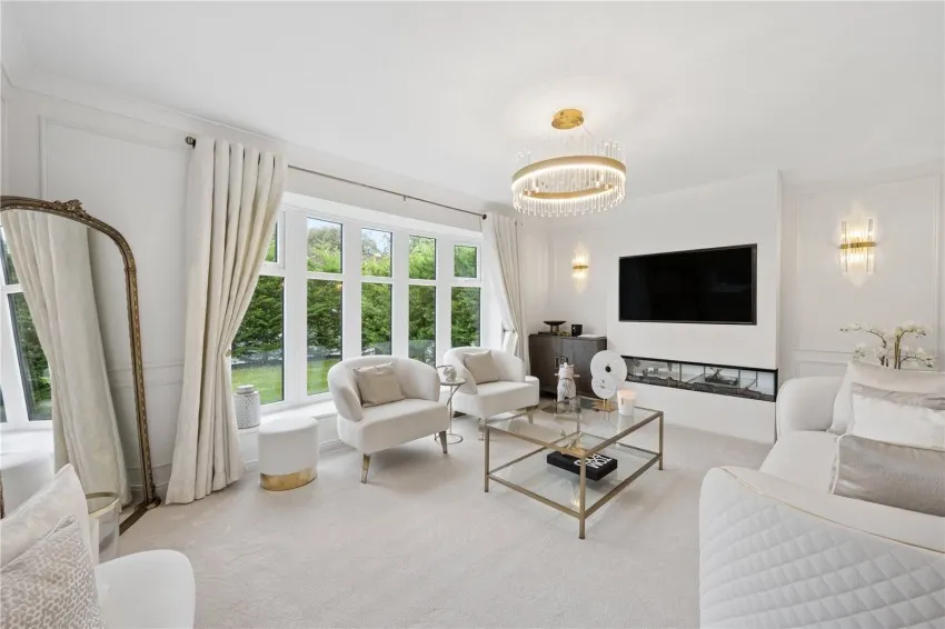 Silverdale Road, Gatley, photo 4