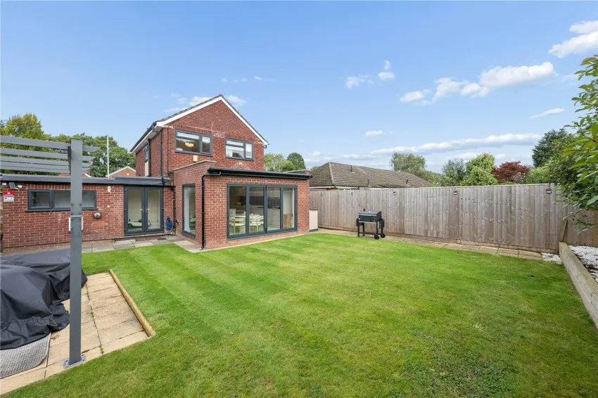 Silverdale Road, Gatley, photo 25