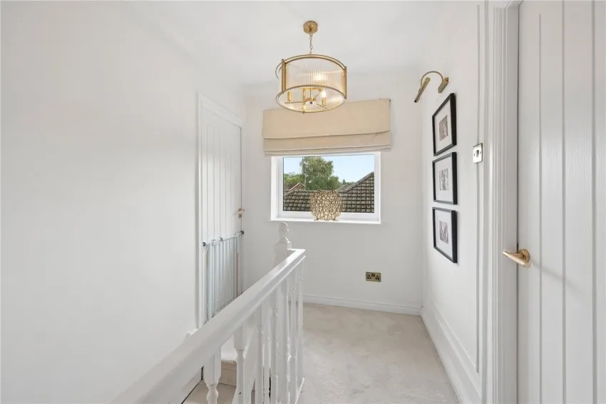 Silverdale Road, Gatley, photo 24