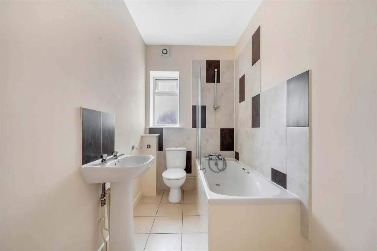 Ranelagh Road, Weymouth, DT4, photo 6