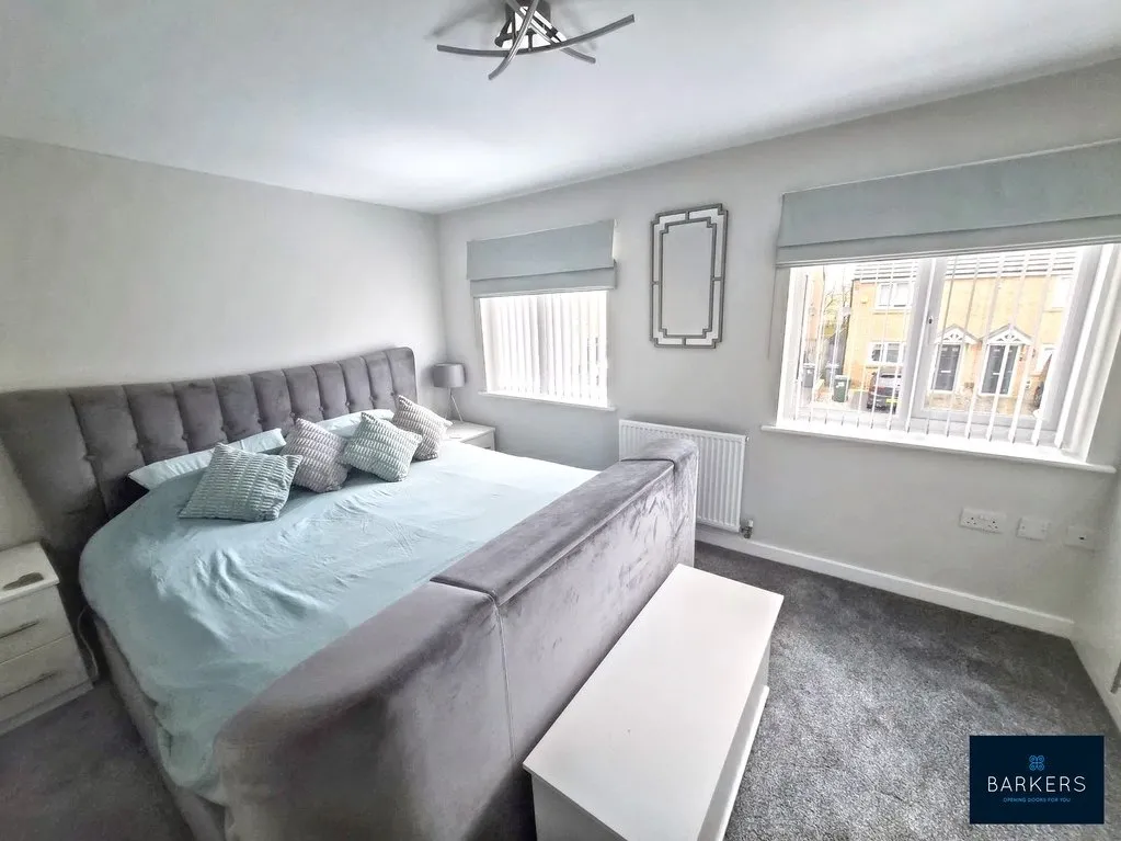 Denham Drive, Bradford BD6 3FH, photo 10