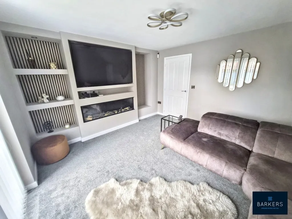 Denham Drive, Bradford BD6 3FH, photo 7
