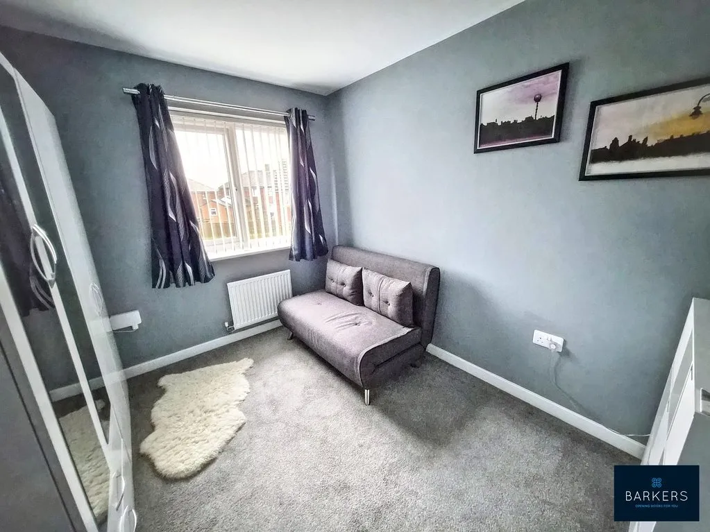 Denham Drive, Bradford BD6 3FH, photo 13
