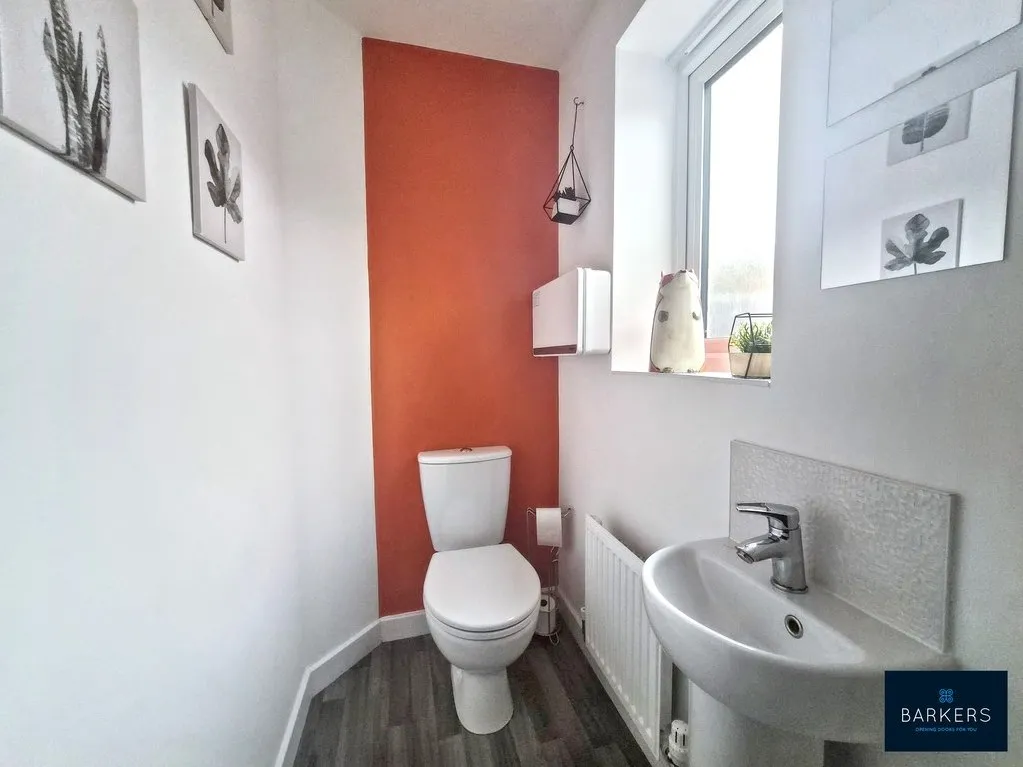 Denham Drive, Bradford BD6 3FH, photo 9