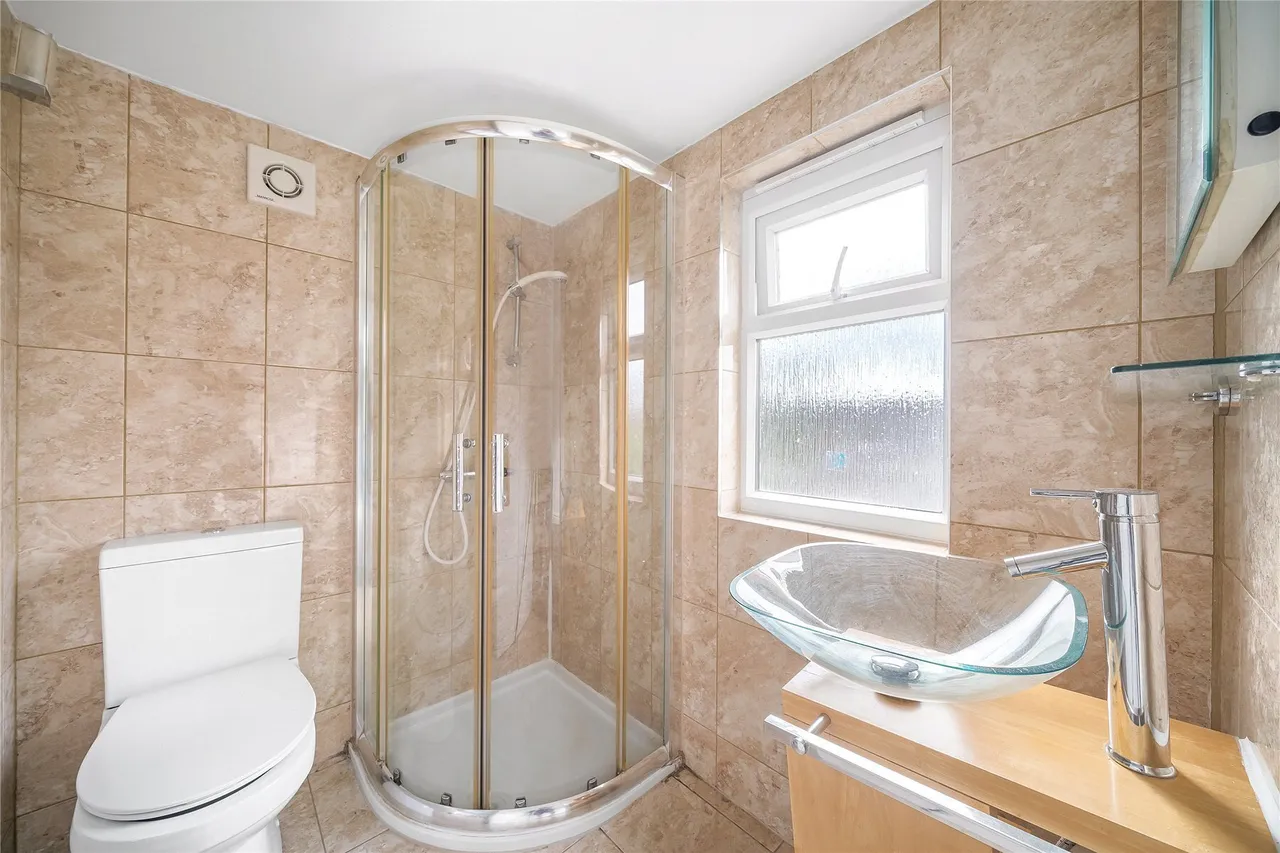Cameron Road, London, SE6, photo 9