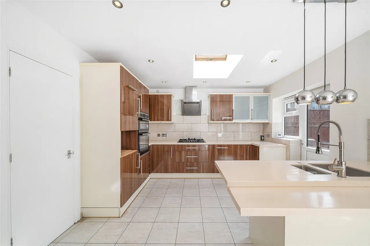 Cameron Road, London, SE6, photo 5
