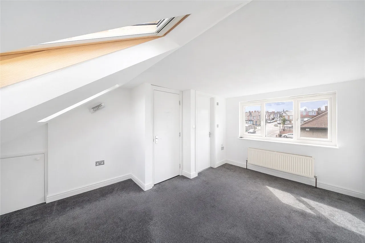 Cameron Road, London, SE6, photo 8