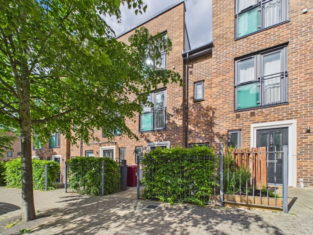 3 bed house for sale, Spey Road, Tilehurst, RG30